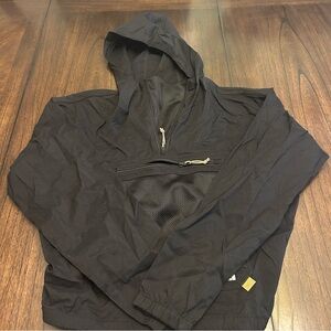 The North Face Size Small Womens TNF
Black Class V Pullover NWOT